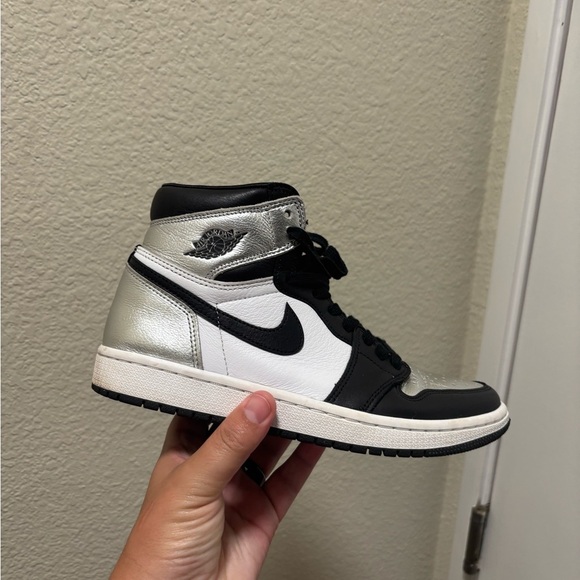 Jordan retro 1 high silver toe - Picture 1 of 9